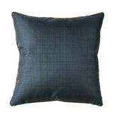 DEE THROW PILLOW